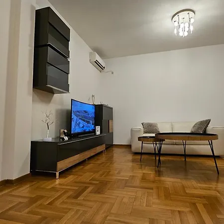 Lux